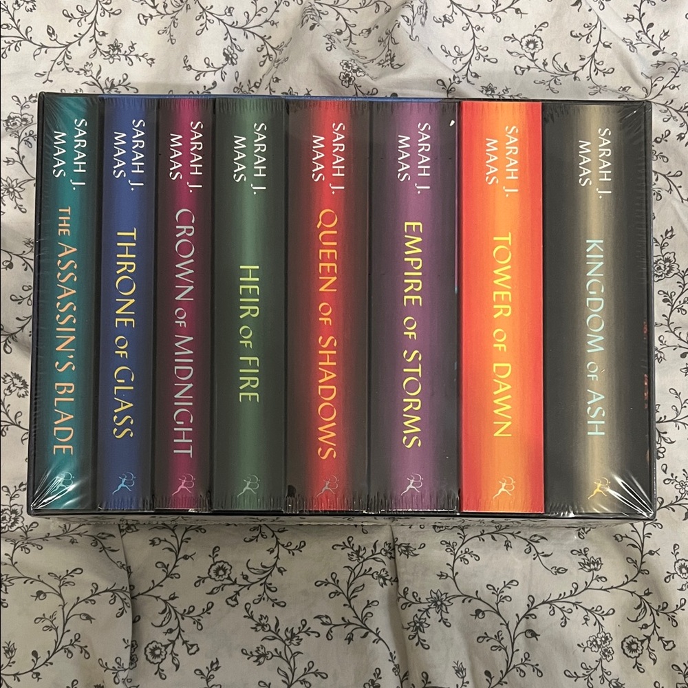 Throne of Glass paperback boxed set